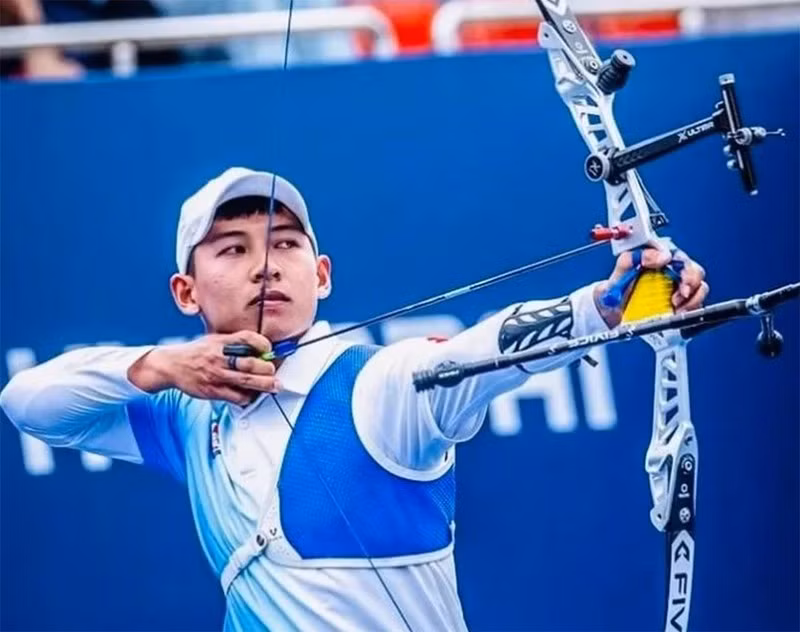 Cung thủ Quốc Phong đã giành vé chính thức tham dự Olympic Paris 2024.