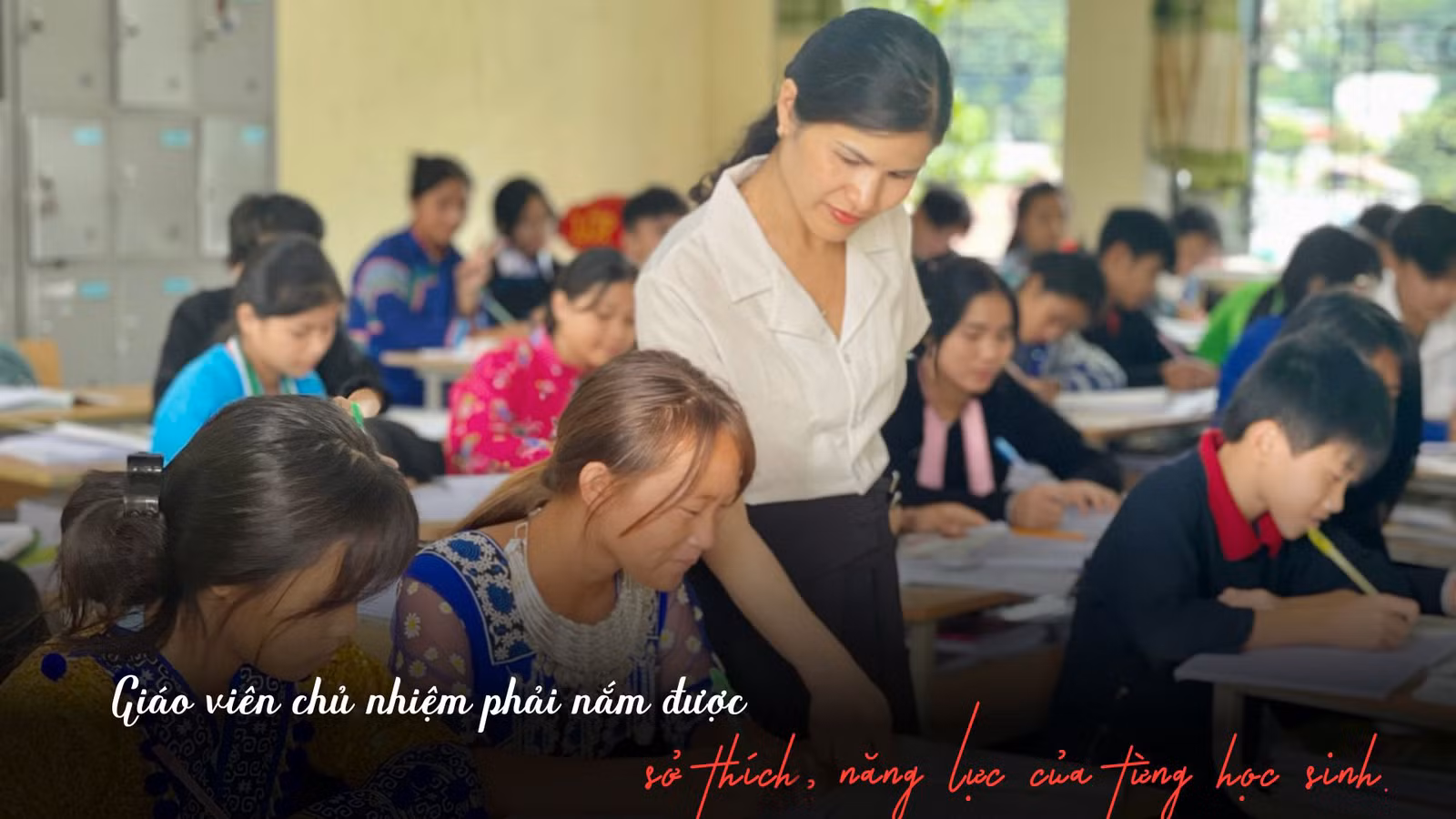 nha-truong-cung-thuong-xuyen-boi-duong-nghiep-vu-cong-tac-chu-nhiem-tao-dieu-kien-de-giao-vien-the-hien-nang-luc-hoc-tap-trao-doi-kinh-nghiem-hoan-thanh-tot-nhiem-vu-kiem-nhiem-chu-nhiem-duoc-giao-5424.jpg