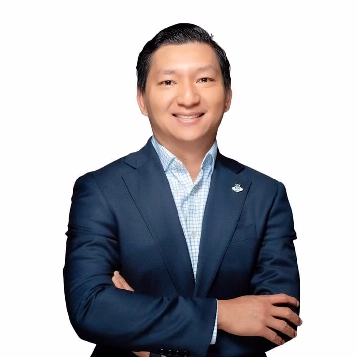 Doanh nhân Ngô Công Trường là người Việt đầu tiên được nhận visa nhân tài từ Chính phủ Mỹ theo diện chuyên gia tư vấn doanh nghiệp về mô hình Operational Excellence.