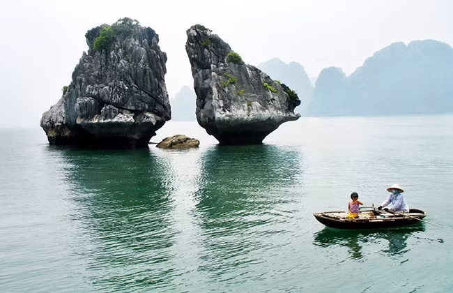 check-in-vinh-ha-long-hon-trong-mai.jpg