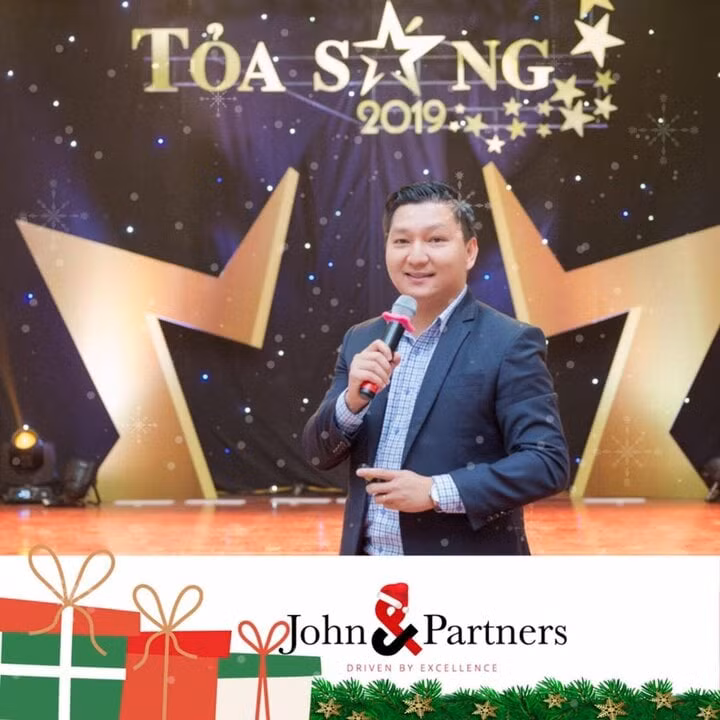 Anh Ngô Công Trường và công ty John&amp;Partners đã gặt hái nhiều thành công sau 15 năm hoạt động.