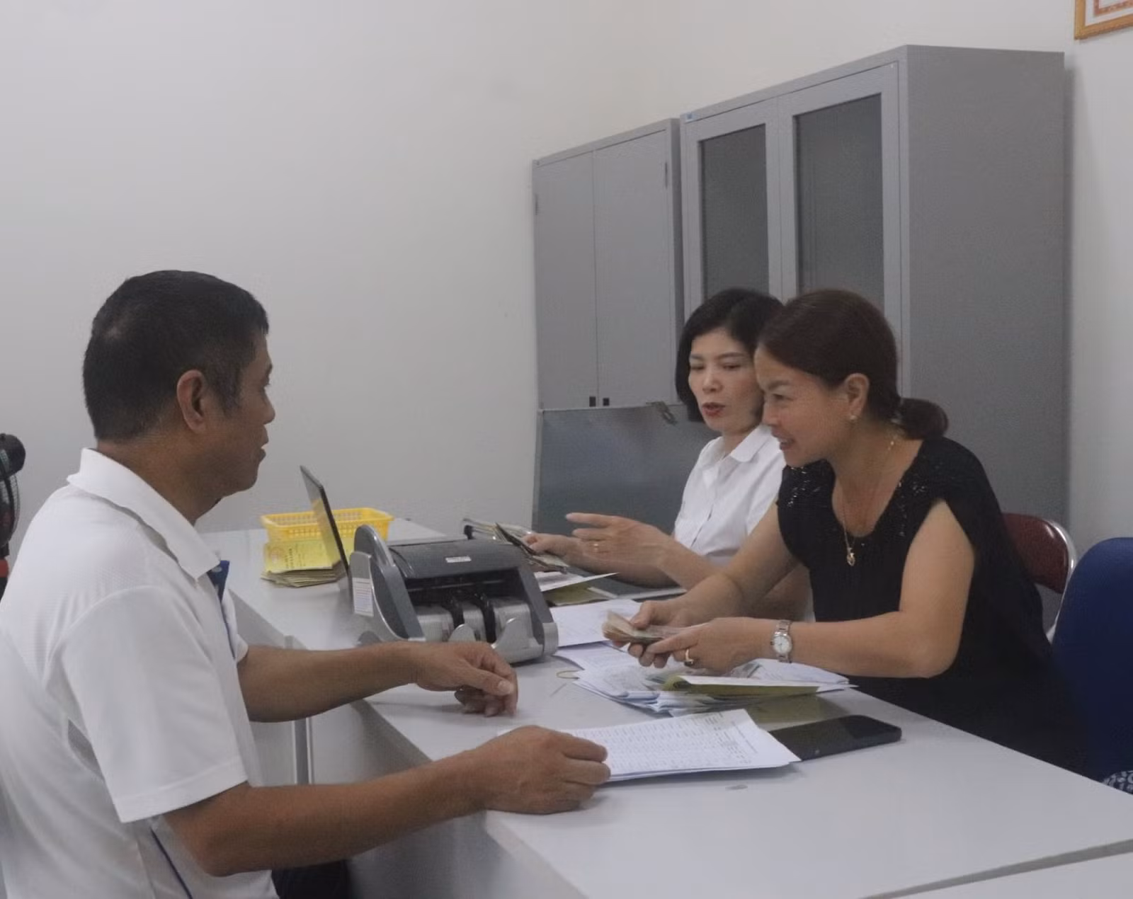 Việc thiết kế các tầng an sinh đều hướng tới mục tiêu cao nhất là giúp số đông người cao tuổi có khoản tiền lương, trợ cấp hằng tháng.