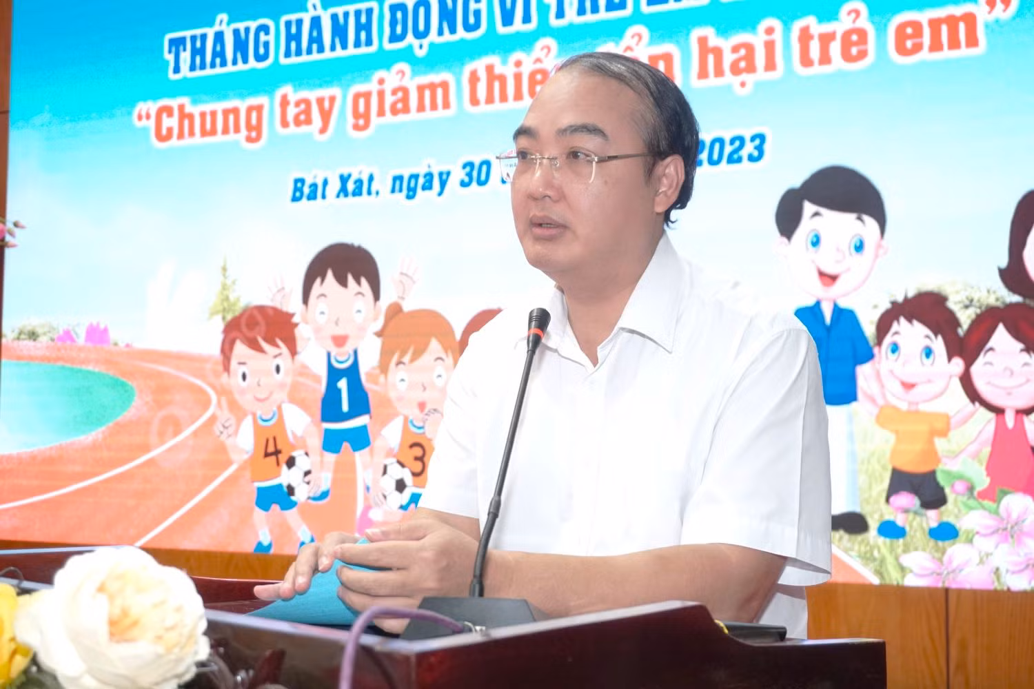 Đồng chí Đình Văn Thơ phát biểu khai mạc Lễ phát động Tháng hành động vì trẻ em 2023..JPG