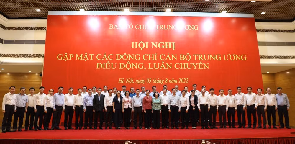Phải trở thành một phần không thể thiếu của địa phương nơi được điều động, luân chuyển ảnh 4