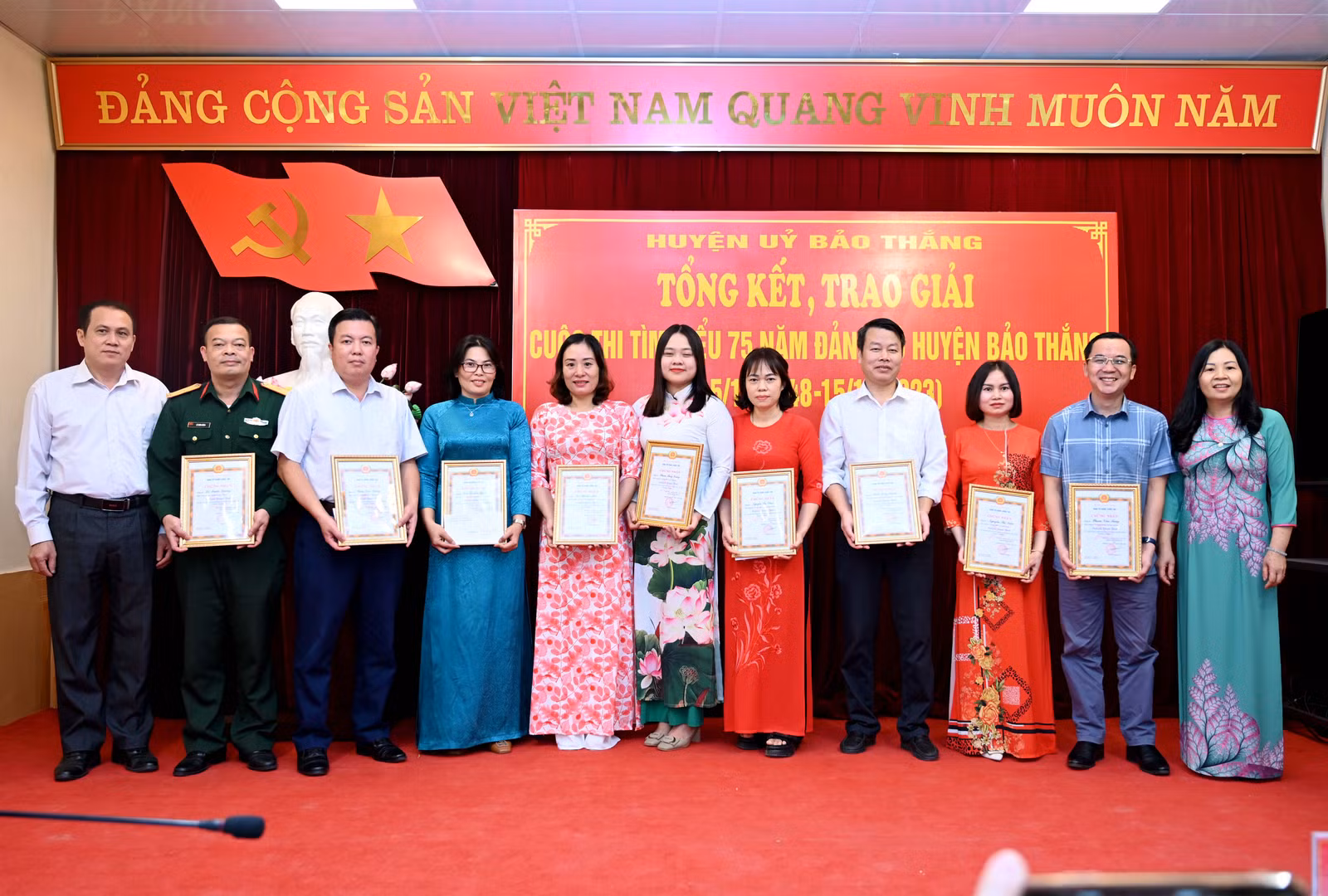 Cá nhân đạt giải khuyến khích.JPG