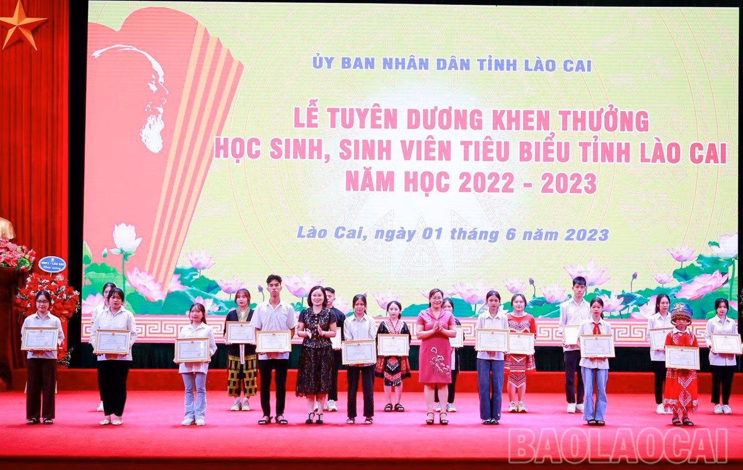 z4394859975597_d9d46f38fc1c36e5eae00d94cb0eb207.jpg