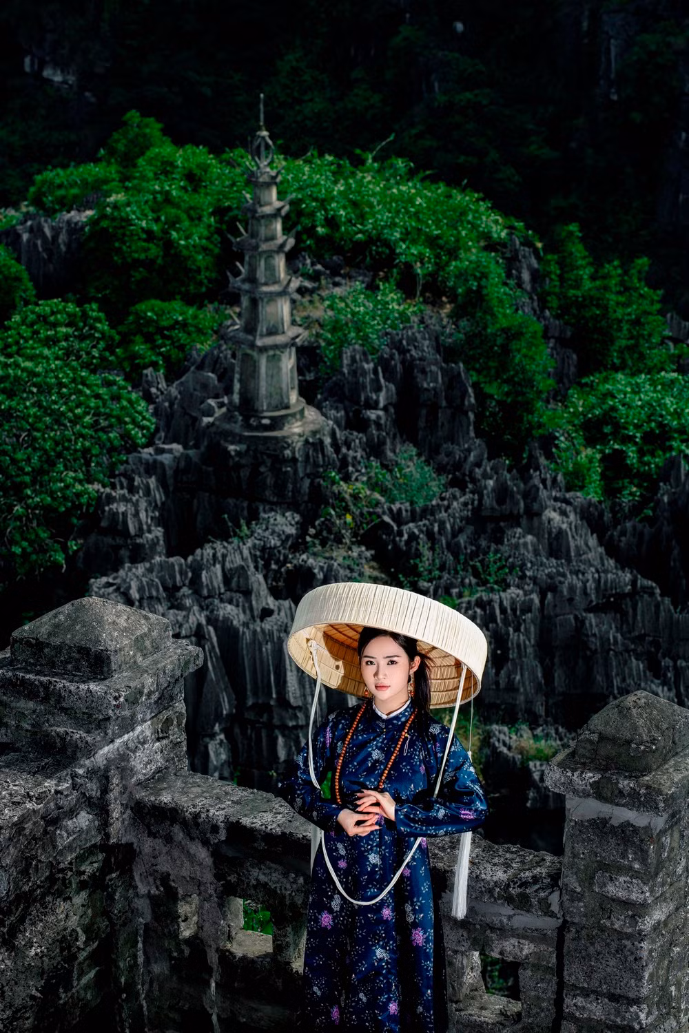 Ninh Bình là điểm đến gần Hà Nội được nhiều du khách lựa chọn.