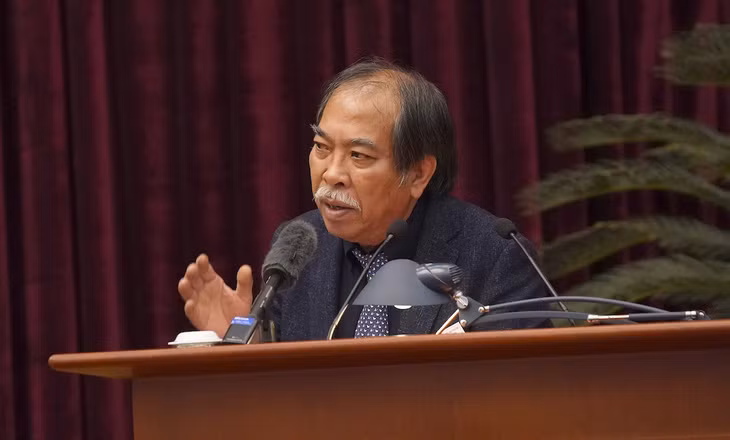 Nhà thơ Nguyễn Quang Thiều.