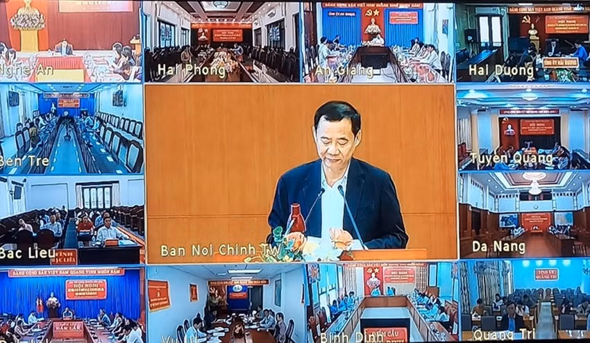 Điểm cầu chính tại Ban Nội chính Trung ương và các địa phương.