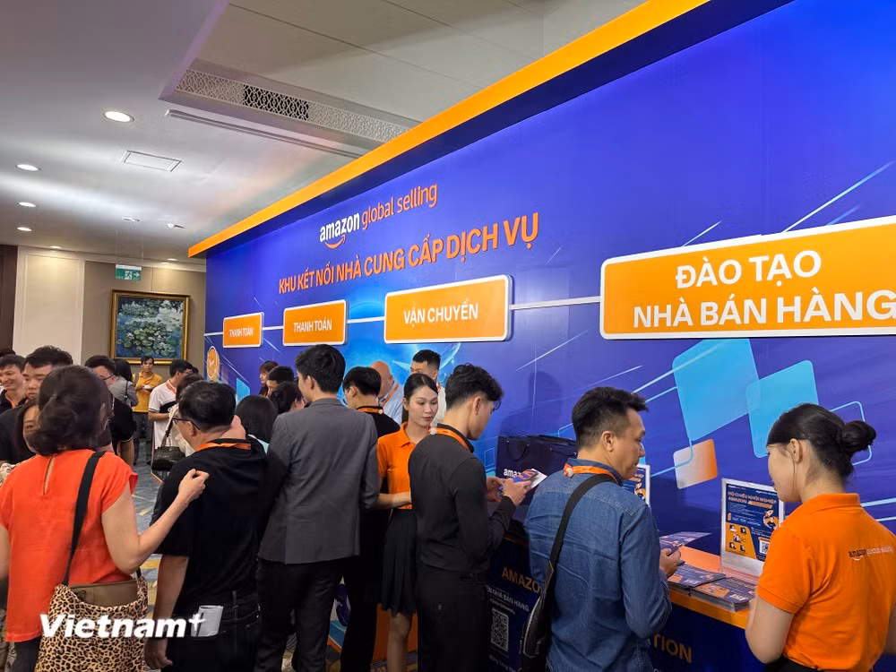 Doanh số thương mại điện tử bán lẻ của Việt Nam có mức tăng trưởng trung bình khoảng 20% trong 10 năm qua.