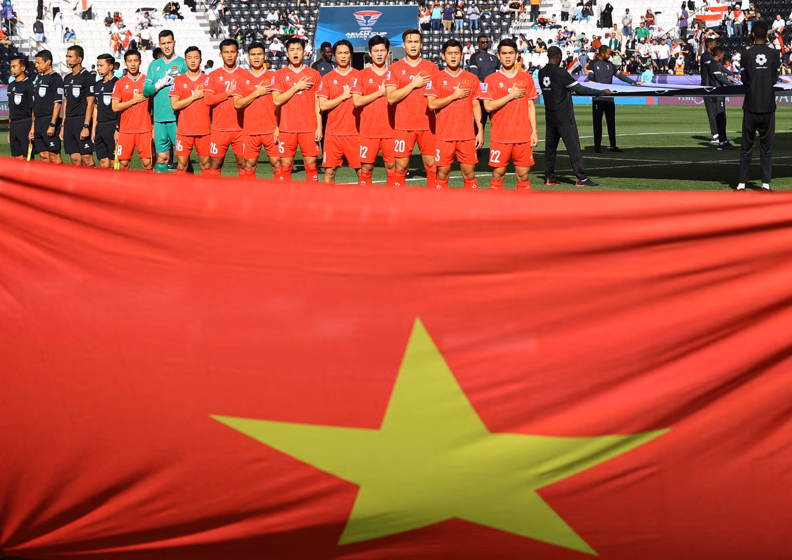 tuyen-viet-nam-iraq-1-308.jpg