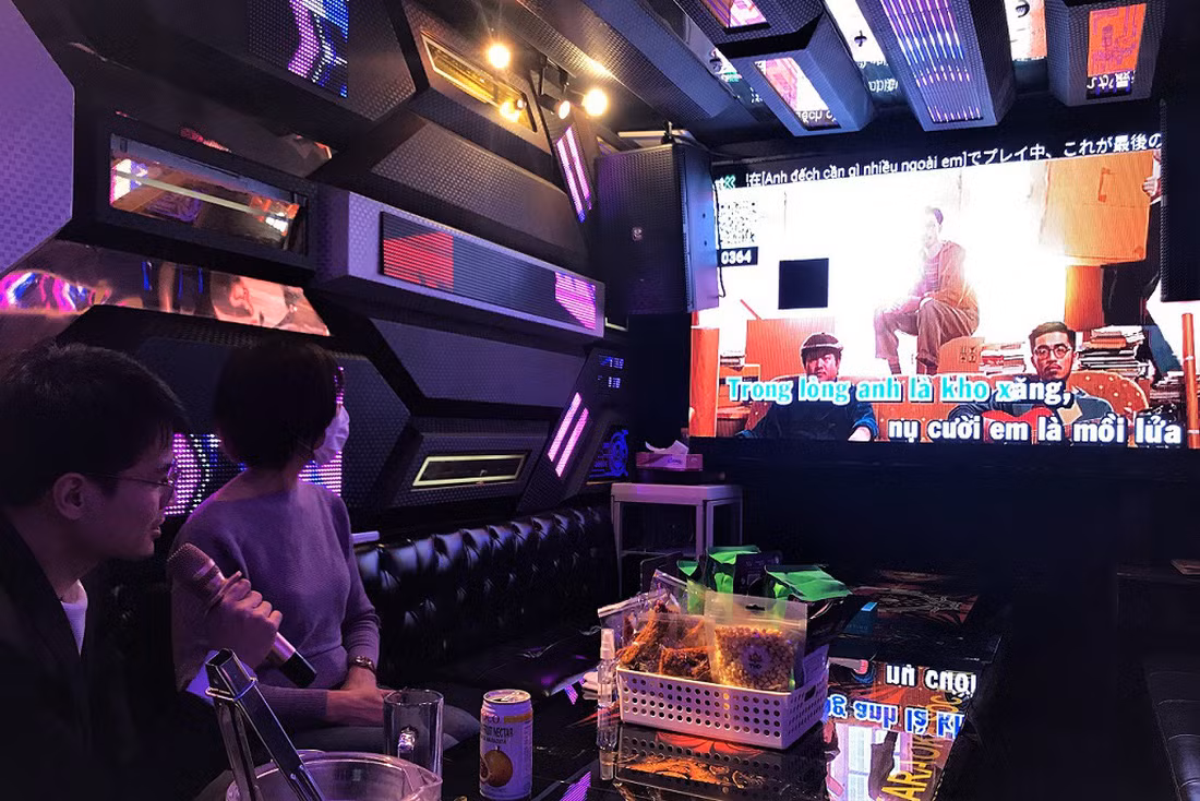 Karaoke từ lâu đã trở thành một phần đời sống Việt Nam.