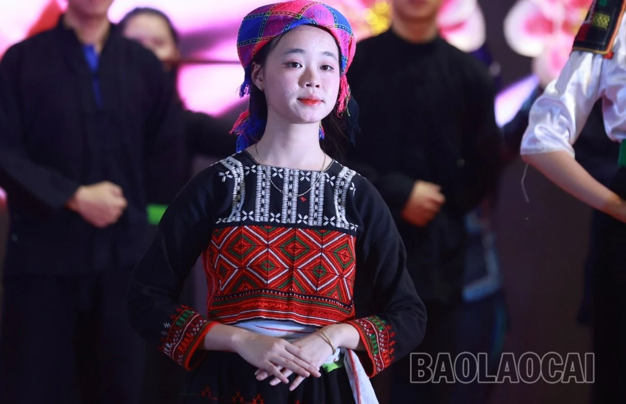 z5349264585091_f254b080e34ca89fdf4f44bfd9d13f1a.jpg