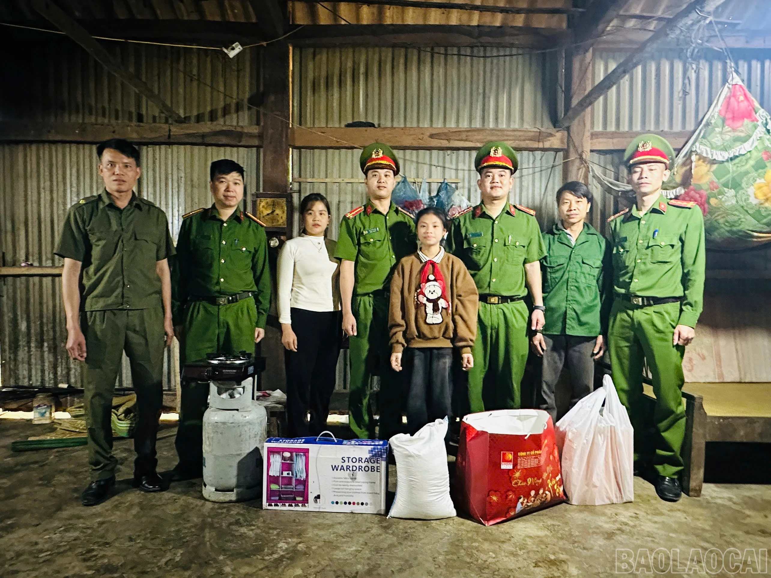 baolaocai-br_z7636887293735-c19ff1b00b67f13a8f9c35adf0e3bc70.jpg