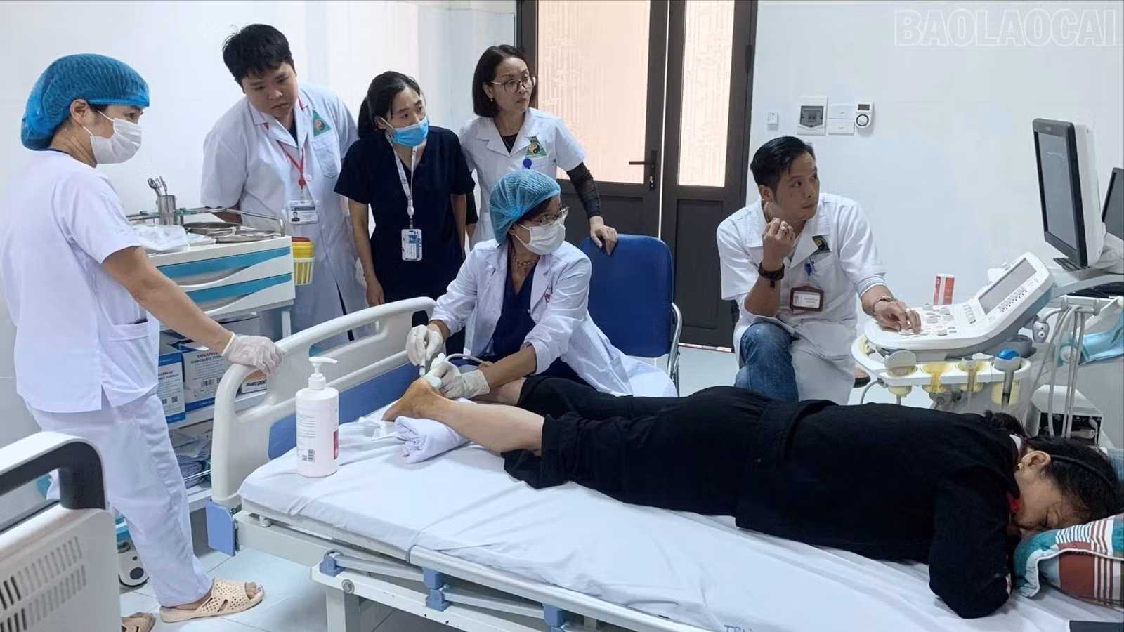 baolaocai-tr_yhct4-460.jpg
