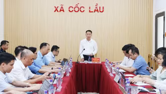 Công tác sắp xếp thôn của xã Bảo Nhai, Cốc Lầu phải gắn chặt với mục tiêu phát triển kinh tế - xã hội, xây dựng nông thôn mới và nâng cao đời sống Nhân dân