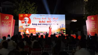 Phường Lào Cai tổ chức chương trình kỷ niệm 136 năm Ngày sinh Chủ tịch Hồ Chí Minh