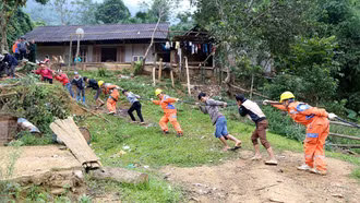Mỏ Vàng: Nỗ lực đưa điện về bản