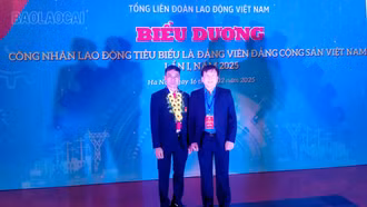 Lào Cai: 1 công nhân được vinh danh tại Hội nghị toàn quốc biểu dương công nhân, lao động tiêu biểu là đảng viên Đảng Cộng sản Việt Nam
