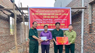 Hội Doanh nhân Cựu chiến binh tỉnh trao hỗ trợ xây dựng 4 nhà “Nghĩa tình đồng đội” 