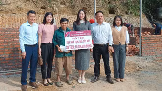 Những ngôi nhà "ý Đảng, lòng dân" ở Bắc Hà
