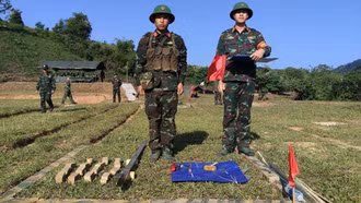 Trung đoàn 254 tổ chức kiểm tra “3 tiếng nổ” cho chiến sĩ mới năm 2026 