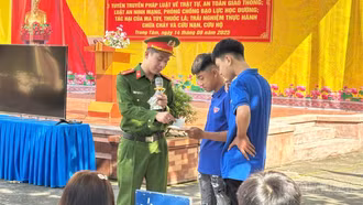 Phòng chống ma tuý trong học đường