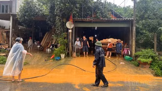 Mưa lớn gây ngập úng, sạt lở tại nhiều địa phương, các lực lượng khẩn trương ứng phó