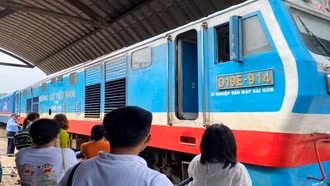 Trải nghiệm với tàu hỏa du lịch chất lượng cao