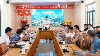 Phó Chủ tịch UBND tỉnh Phan Trung Bá kiểm tra quy hoạch Khu công nghiệp Phú Xuân