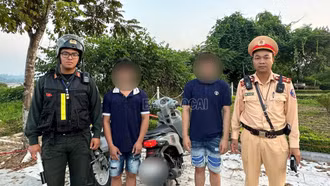 Cảnh sát giao thông Lào Cai: Ngăn chặn thiếu niên tăng ga bỏ chạy với 8 lỗi vi phạm giao thông
