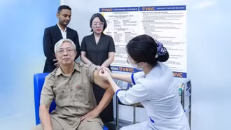 Lần đầu tiên Việt Nam triển khai vaccine cúm liều cao chuyên biệt cho người cao tuổi