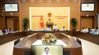 Ủy ban Thường vụ Quốc hội xem xét 27 Luật, Nghị quyết tại phiên họp thứ 6