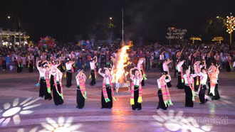 Mường Lò vào hội