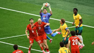 Australia hạ gục Thổ Nhĩ Kỳ 2-0, khẳng định sức mạnh ngày ra quân