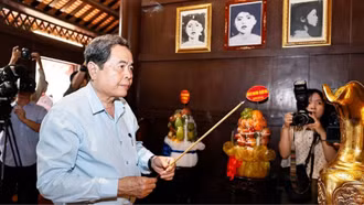 Chủ tịch Quốc hội Trần Thanh Mẫn viếng Anh hùng liệt sĩ Võ Thị Sáu, thăm Bà mẹ Việt Nam Anh hùng