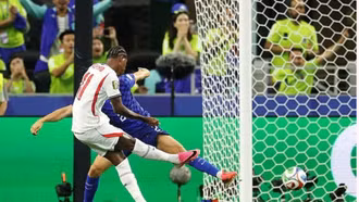 Tam Sư hạ Croatia 4-2 trong màn rượt đuổi tỷ số hấp dẫn