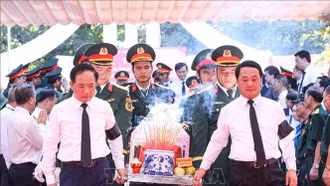 Lãnh đạo Đảng, Nhà nước dâng hương, dự lễ truy điệu các Anh hùng liệt sĩ