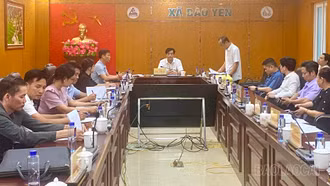 Phó Chủ tịch UBND tỉnh Phan Trung Bá làm việc tại xã Bảo Yên