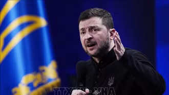 Tổng thống Ukraine ký sắc lệnh đặc biệt về Quảng trường Đỏ khi Nga duyệt binh Ngày Chiến thắng