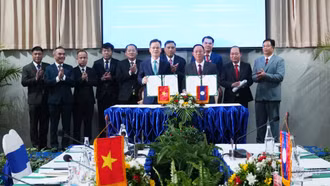 Tỉnh Lào Cai (Việt Nam) và Bò Kẹo (Lào) ký kết thỏa thuận hợp tác năm 2026