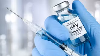 Vắc xin HPV lần đầu tiên được đưa vào tiêm chủng bắt buộc