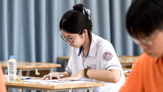 Kỳ thi tốt nghiệp THPT 2026: Siết chặt chấm thi, tăng phân hóa đề - loạt điểm thí sinh cần nắm rõ