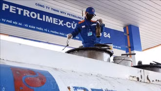 Cục Thuế triển khai Nghị quyết về kéo dài chính sách thuế đối với xăng dầu