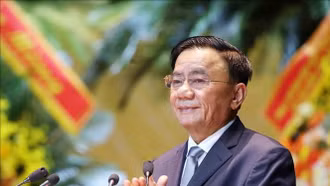 Thường trực Ban Bí thư Trần Cẩm Tú phát biểu chỉ đạo Đại hội IX Hội Nông dân Việt Nam