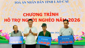 Tòa án nhân dân tỉnh Lào Cai hỗ trợ hơn 330 triệu đồng cho hộ nghèo 3 xã Phong Dụ Thượng, Chiềng Ken và Tả Phìn