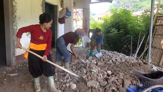 Bản Xèo đẩy nhanh sửa chữa trường lớp trước năm học mới