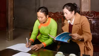 Mở cánh cửa tri thức, thắp sáng niềm tin