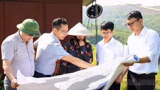 Xã Bát Xát, Trịnh Tường kiểm tra thực địa, tháo gỡ vướng mắc bồi thường giải phóng mặt bằng