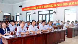 Phường Âu Lâu và Trung Tâm khẩn trương ổn định tổ chức chi bộ sau sắp xếp, bảo đảm sự lãnh đạo liên tục ở cơ sở